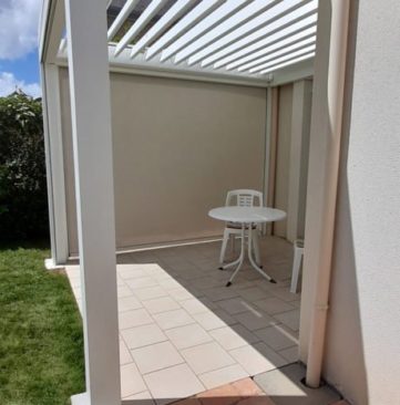 pergola bioclimatique avrillé