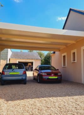 Carport saumur en alu beige 1015 à toit fixe