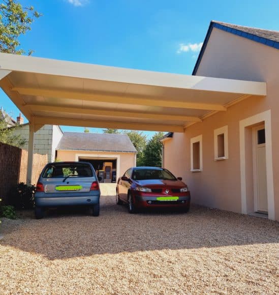 Carport saumur en alu beige 1015 à toit fixe