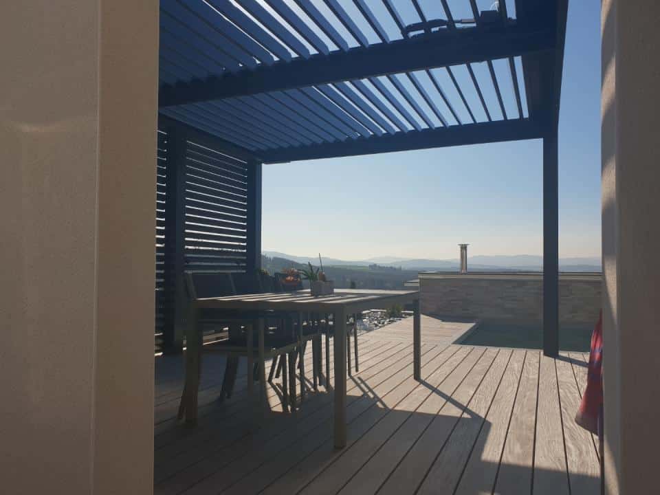 Pergola Brise-vue et Brise-soleil