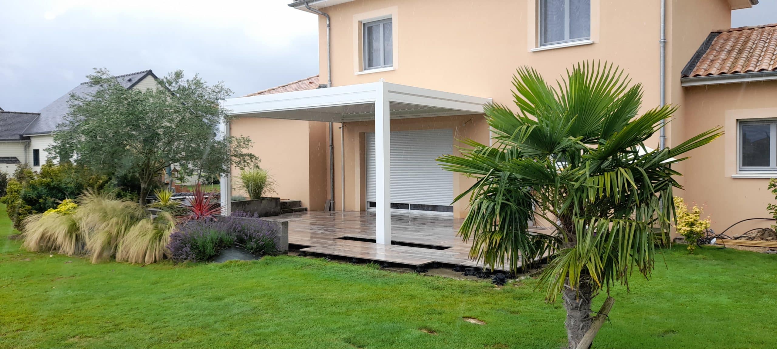 Pergola bioclimatique bournand