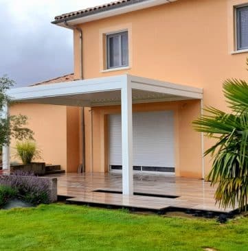 Pergola bioclimatique bournand