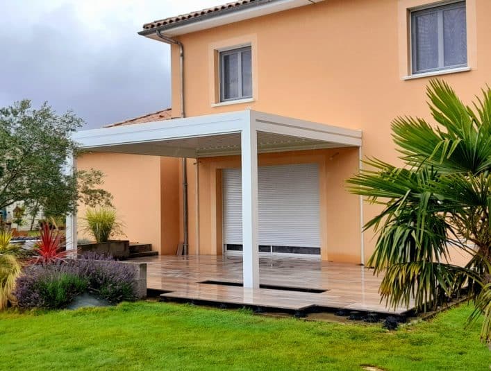 Pergola bioclimatique bournand