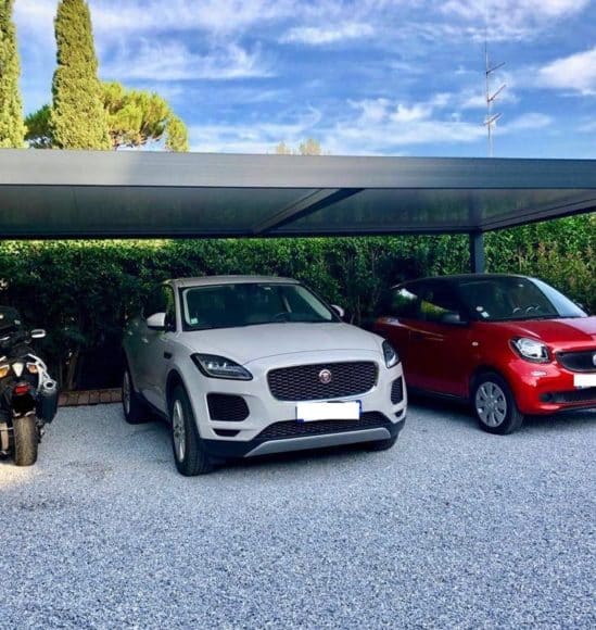 carport pour deux voitures
